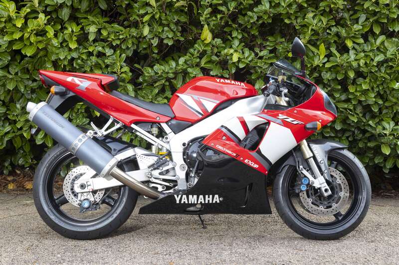 2001 YAMAHA YZF-R1