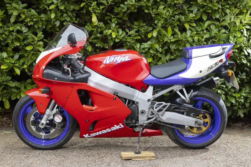Iconic Auctioneers | 1996 Kawasaki ZX-7R Ninja (P1)-Sold