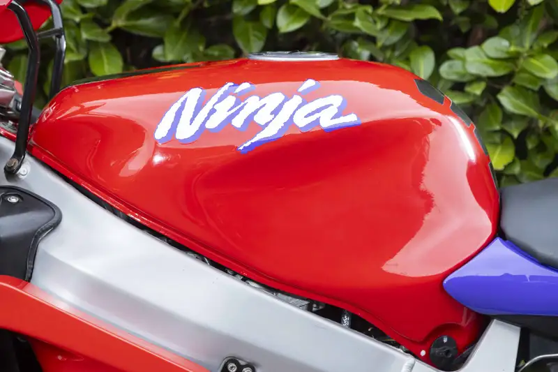 Iconic Auctioneers | 1996 Kawasaki ZX-7R Ninja (P1)-Sold