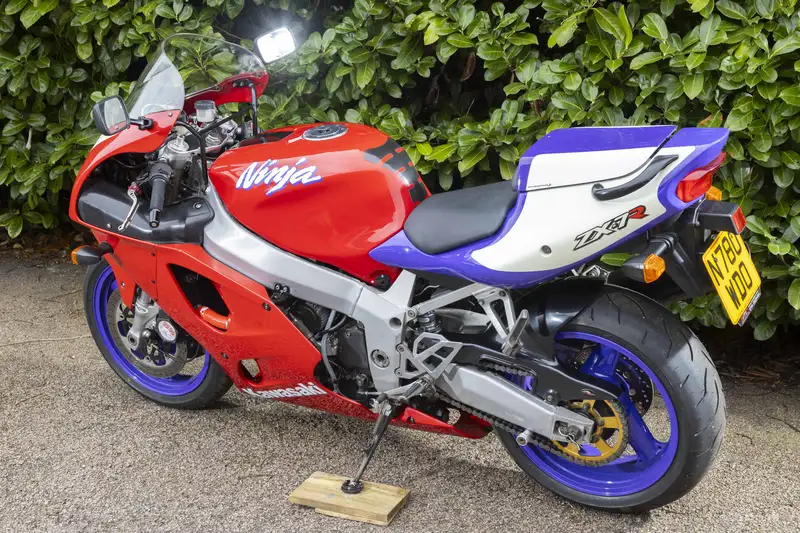 Iconic Auctioneers | 1996 Kawasaki ZX-7R Ninja (P1)-Sold