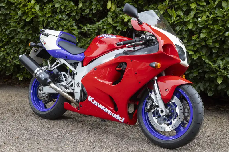 Iconic Auctioneers | 1996 Kawasaki ZX-7R Ninja (P1)-Sold