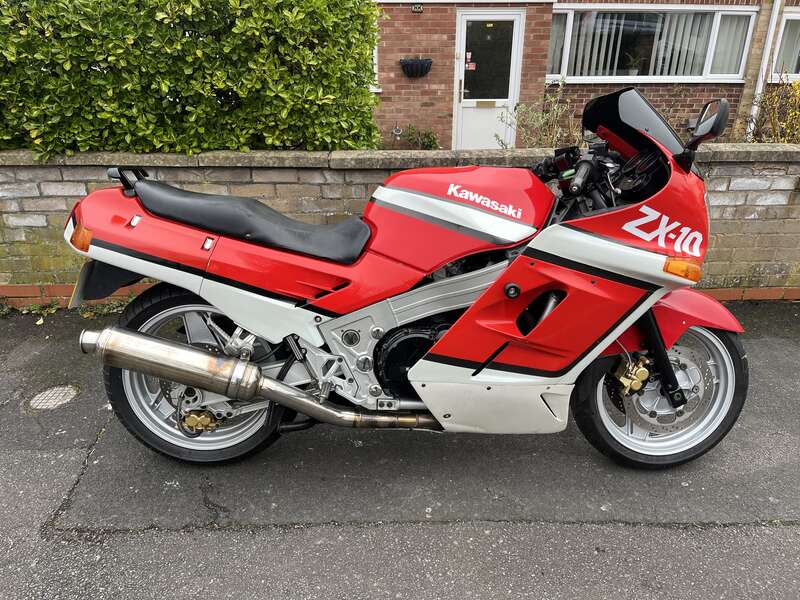 1989 KAWASAKI ZX-10