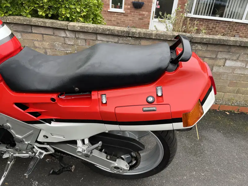 Iconic Auctioneers | 1989 Kawasaki ZX-10 (ZX1000-B1) 997cc-Sold