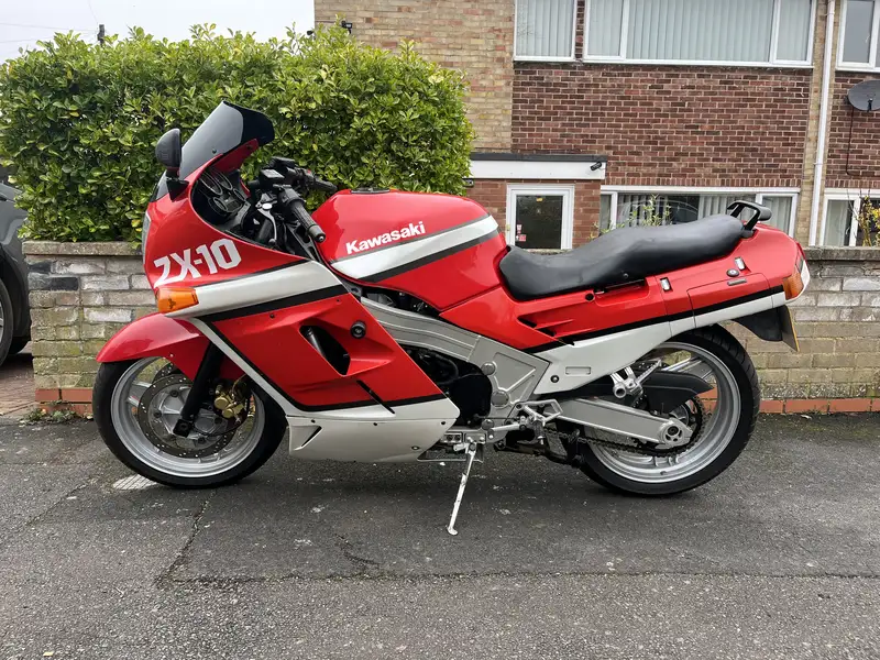 Iconic Auctioneers | 1989 Kawasaki ZX-10 (ZX1000-B1) 997cc-Sold