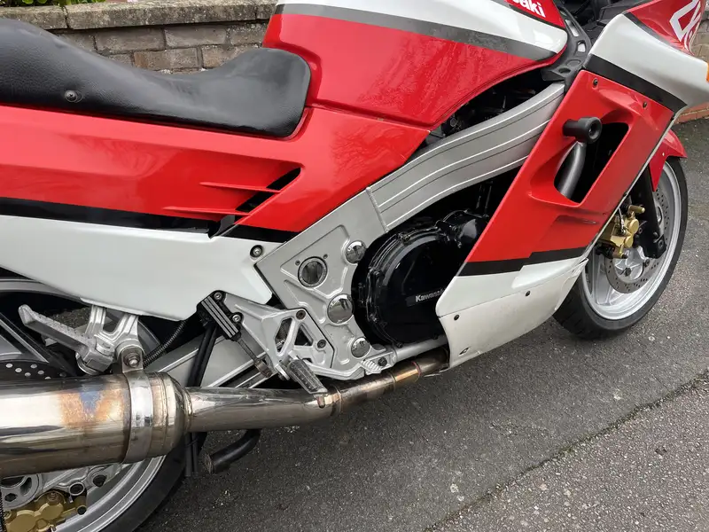Iconic Auctioneers | 1989 Kawasaki ZX-10 (ZX1000-B1) 997cc-Sold