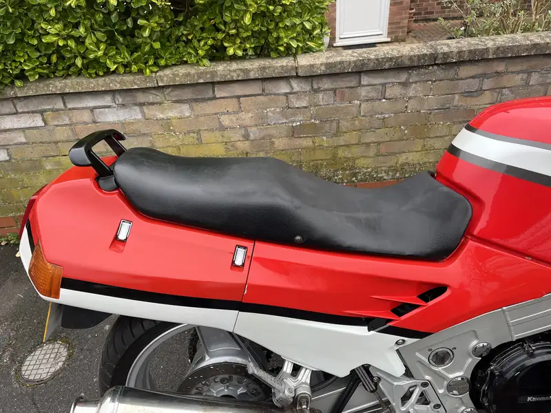 Iconic Auctioneers | 1989 Kawasaki ZX-10 (ZX1000-B1) 997cc-Sold