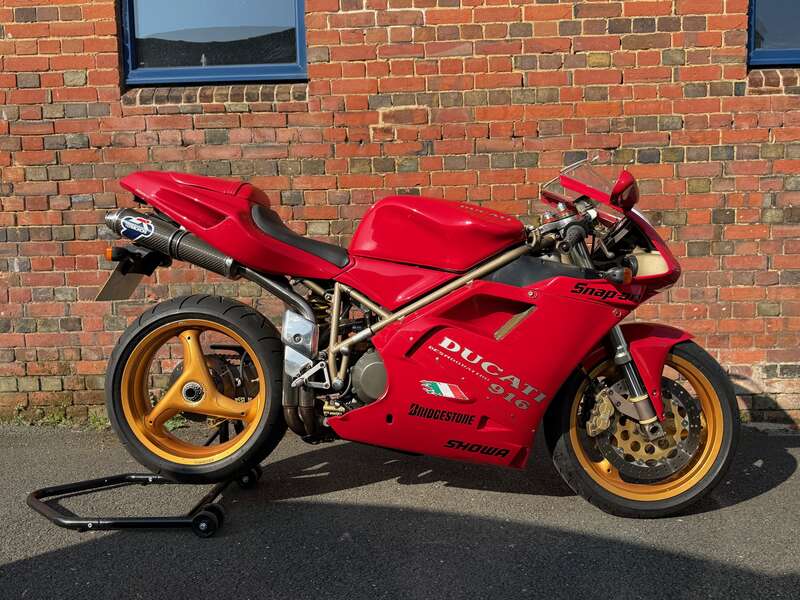 1997 DUCATI 916 BIPOSTO