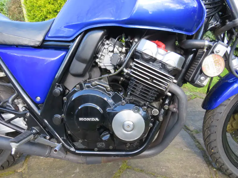 Iconic Auctioneers | 1996 Honda CB400 Super Four S 399cc-Sold