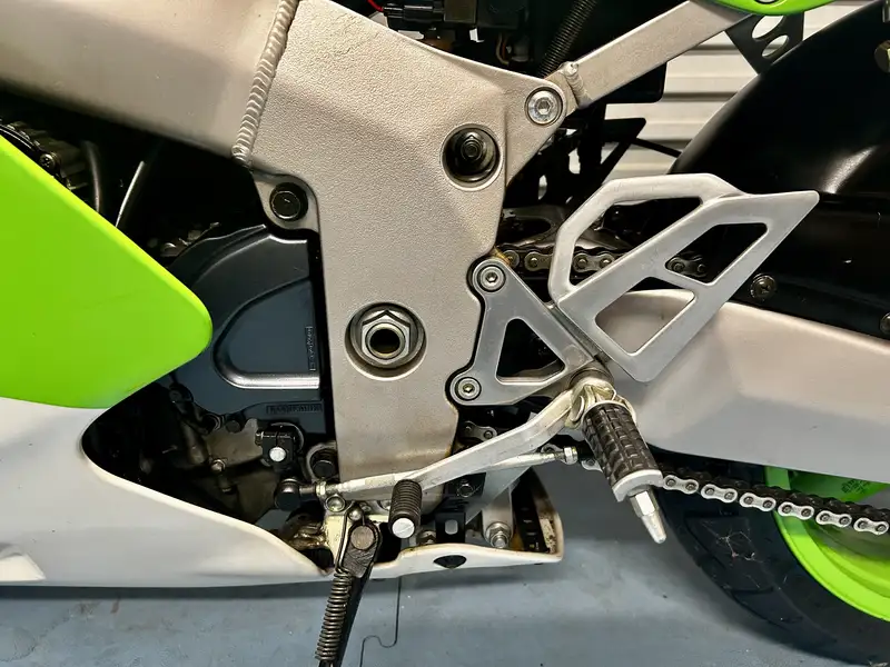 Iconic Auctioneers | 1997 Kawasaki ZXR750R K1 749cc-Sold