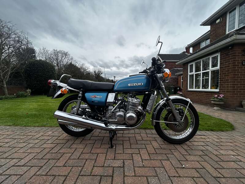1976 SUZUKI GT750A
