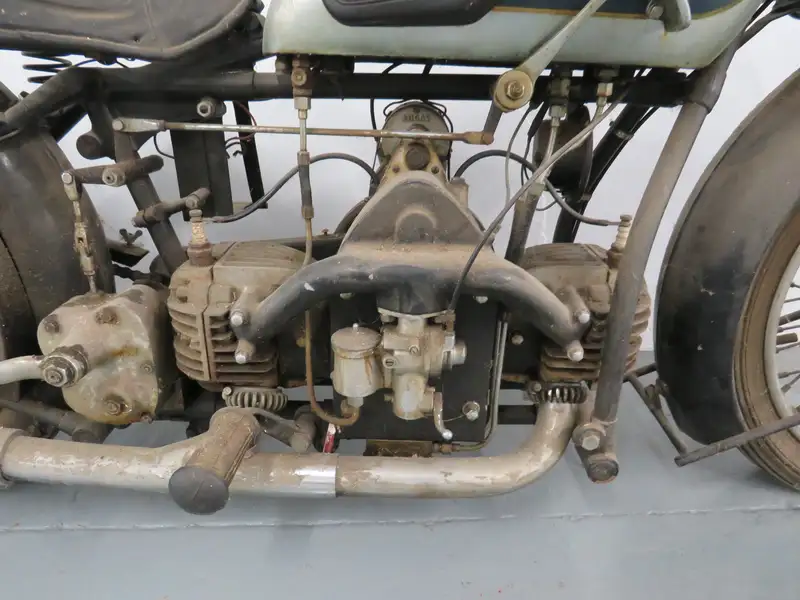 ザイグルプラス Iconic Auctioneers | 1935 Douglas Z1 Powerflow 600cc-Sold
