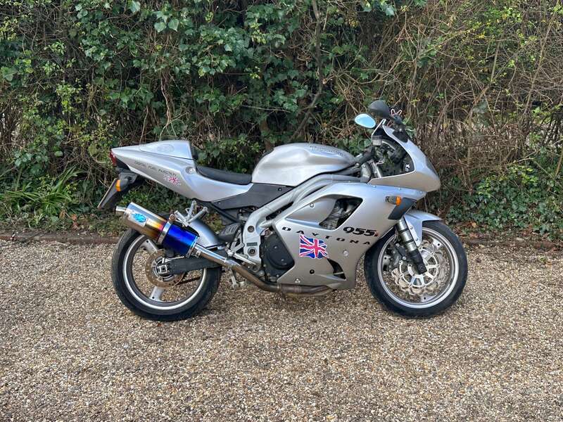 2002 TRIUMPH DAYTONA 955I