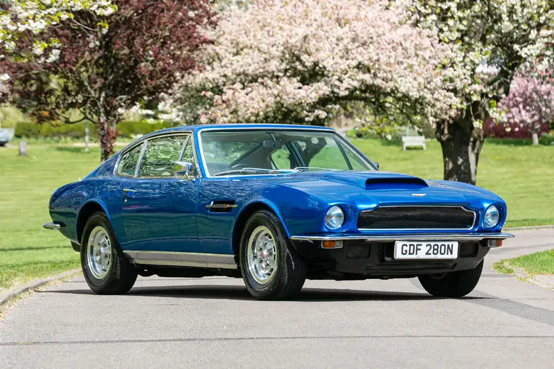 Iconic Auctioneers | 1974 Aston Martin V8 Series 3 - Manual-Sold