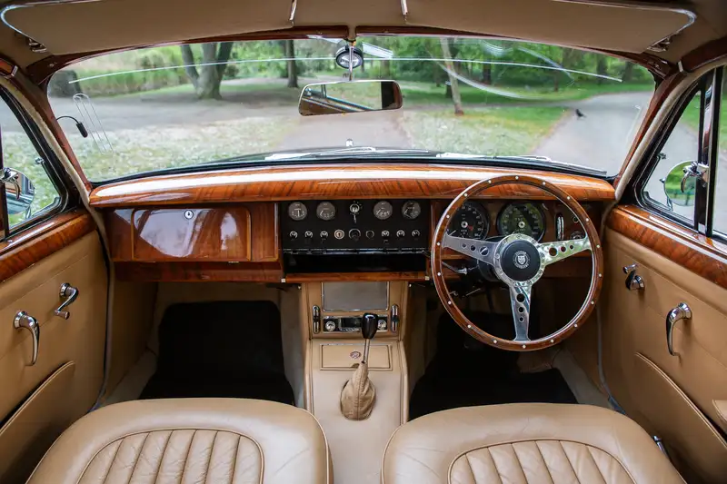 Iconic Auctioneers | 1963 Jaguar Mk2 3.8-Litre Manual/Overdrive-Sold