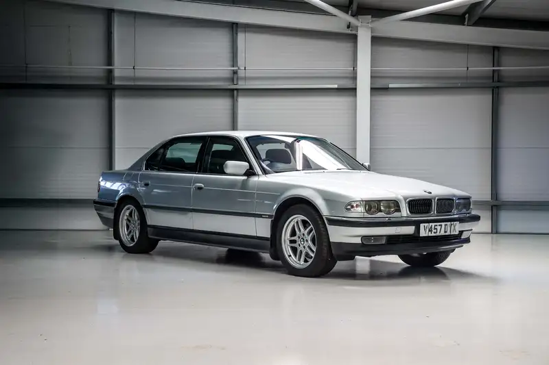 2000 BMW 750iL (E38) Automatic V12