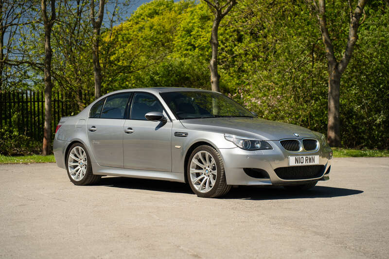 2006 BMW M5 (E60)