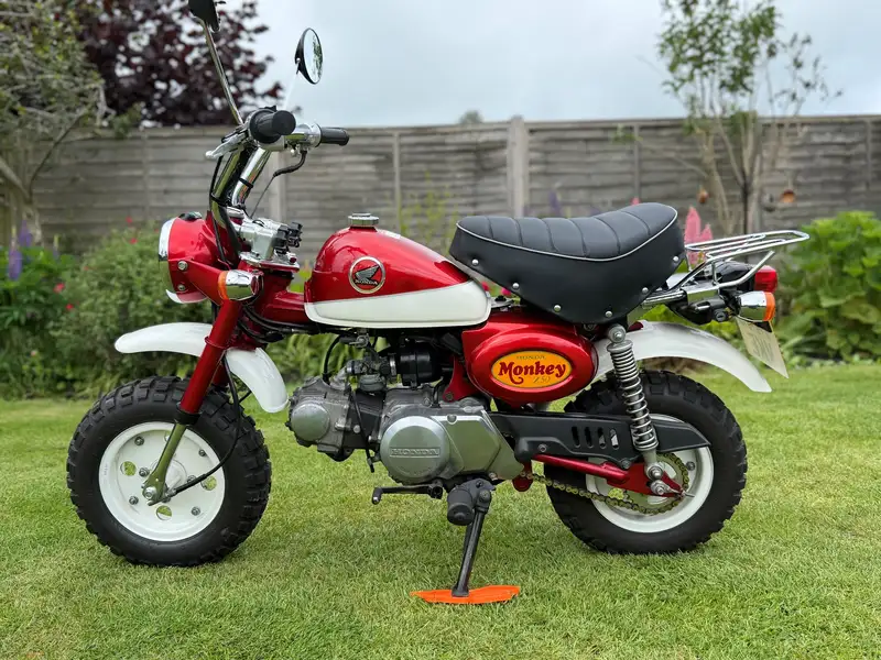 Iconic Auctioneers | 2000 Honda Monkey Z50 Millenium Limited