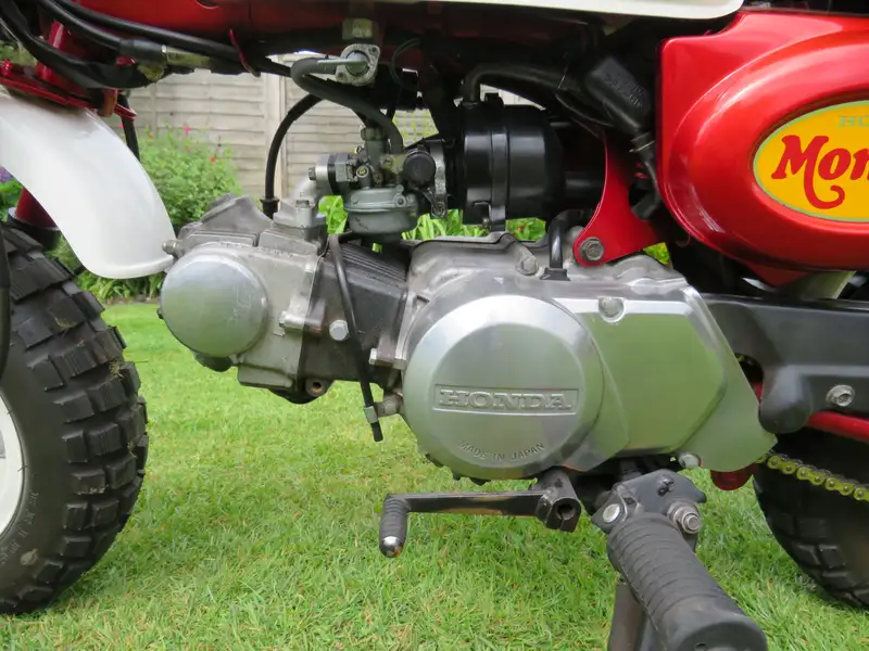 Iconic Auctioneers | 2000 Honda Monkey Z50 Millenium Limited