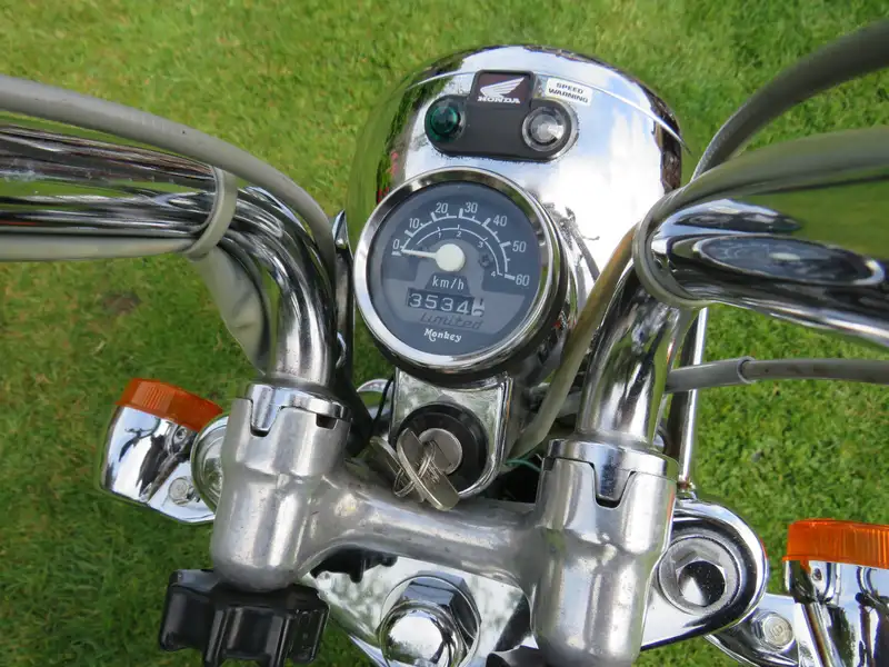 Iconic Auctioneers | 2004 Honda Z50 Chrome Limited Edition Monkey