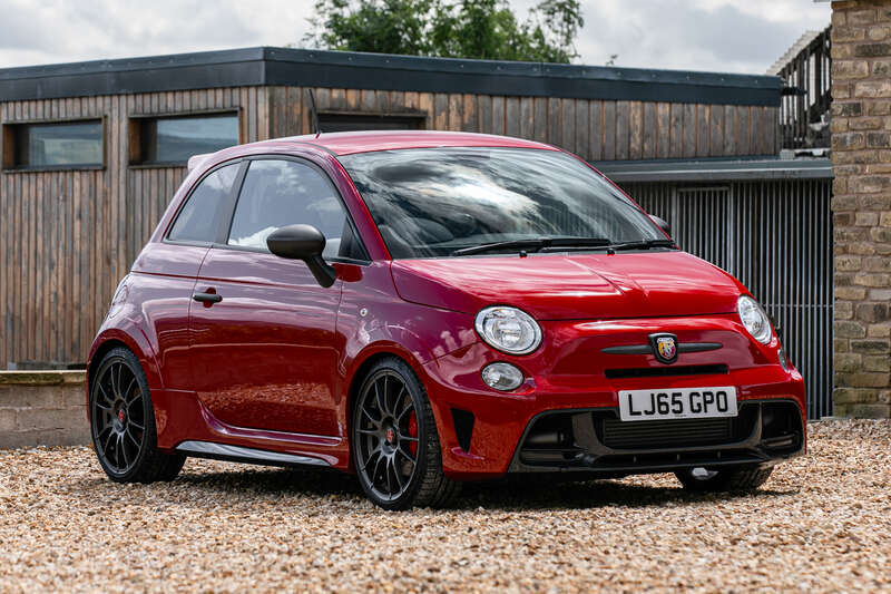 2015 Abarth 695 Biposto Rosso Offi...