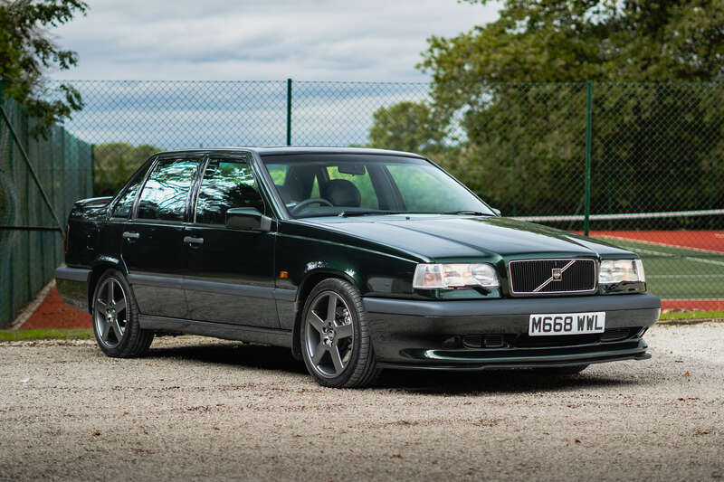 1995 Volvo 850 T-5R Saloon
