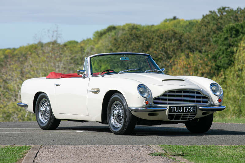 1970 Aston Martin DB6 Mk 2 Volant...