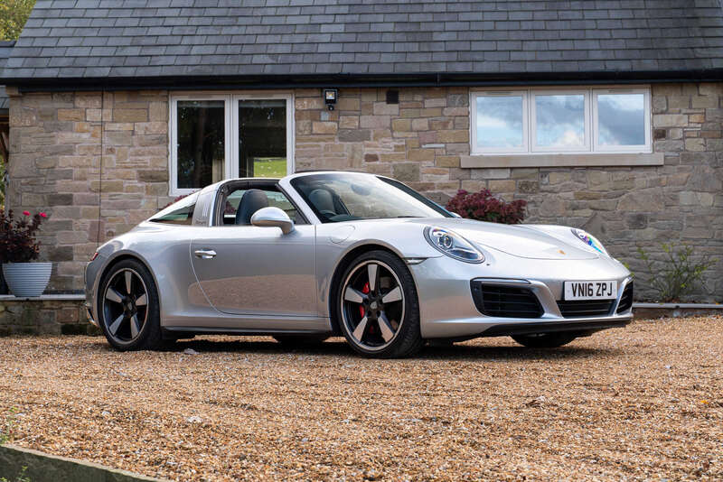 2016 Porsche 911 (991.2) Targa 4S...