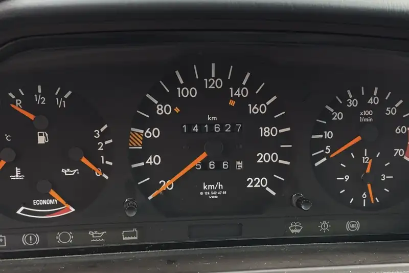 1990 Mercedes-Benz 230TE Estate (W124)-Sold