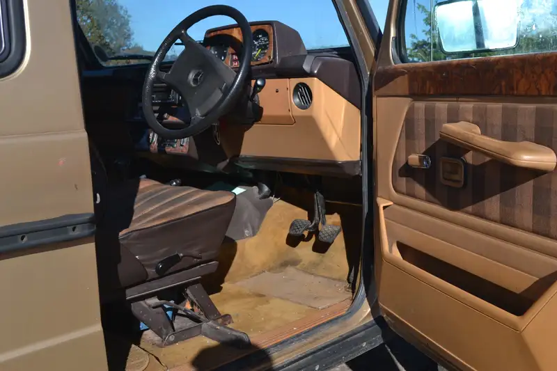1986 Mercedes-Benz G-Wagen 300GD (W460)-Sold