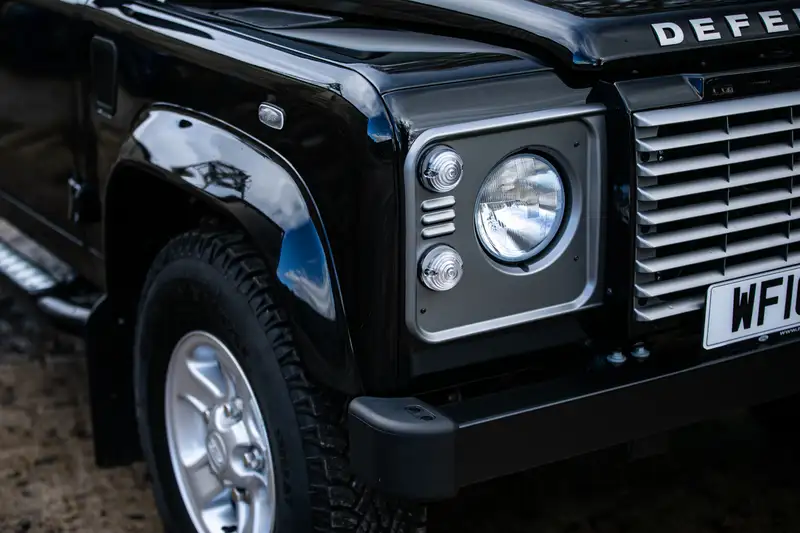 2016 Land Rover Defender 90 2.2 XS TDCI - 130 Miles-Sold