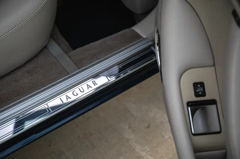 1996 Jaguar XJ6 3.2 Executive - 17,711 Miles-Sold