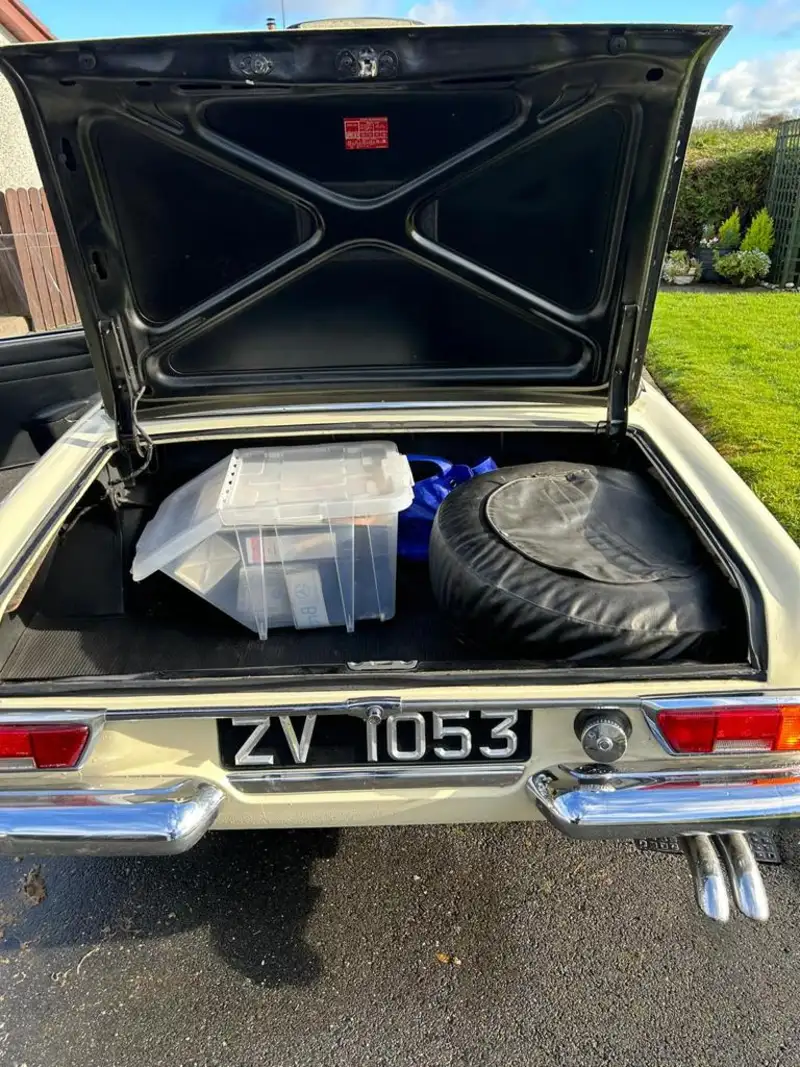 1967 Mercedes-Benz 250SL Pagoda (W113)-Sold