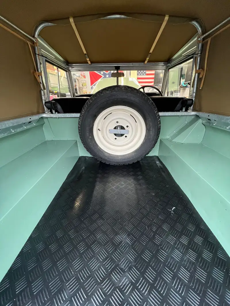1972 Land Rover Series III 88