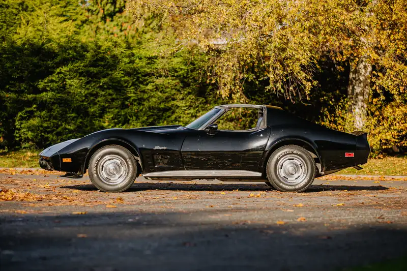 Iconic Auctioneers | 1976 Chevrolet Corvette Stingray C3