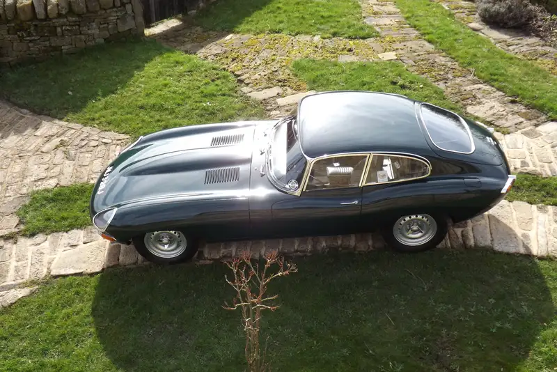 Iconic Auctioneers | 1971 Series 1 Jaguar E-Type FHC-Sold