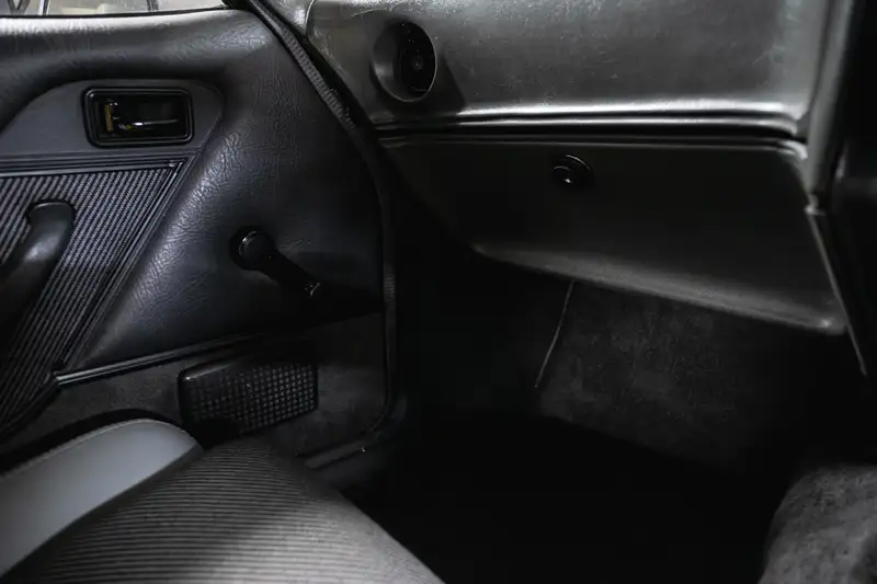 1987 Ford Capri 2.8 Injection Special - For Sale 