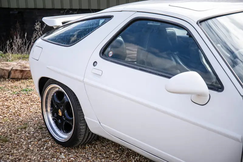 1983 Porsche 928 S-For Sale