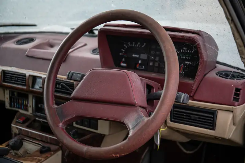 1987 Range Rover EFi Auto Wood & Pickett-Sold