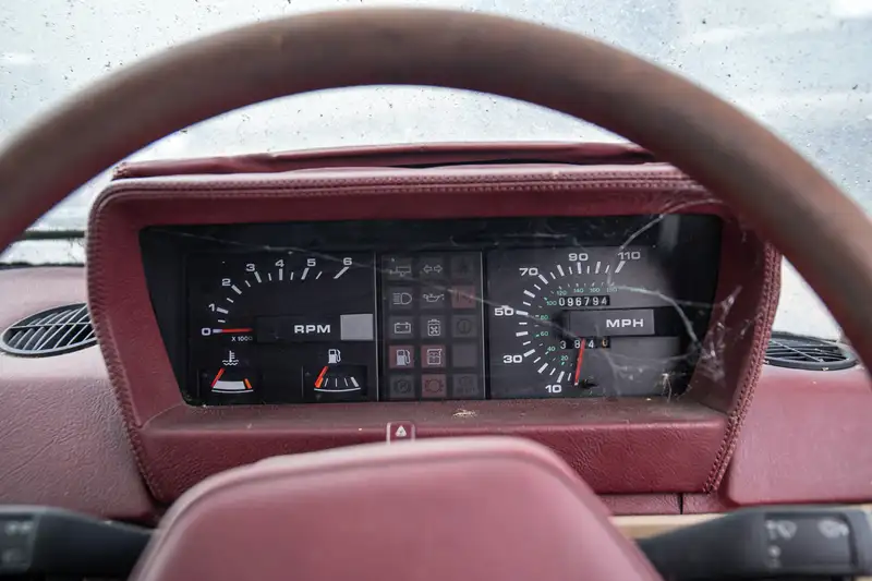 1987 Range Rover EFi Auto Wood & Pickett-Sold