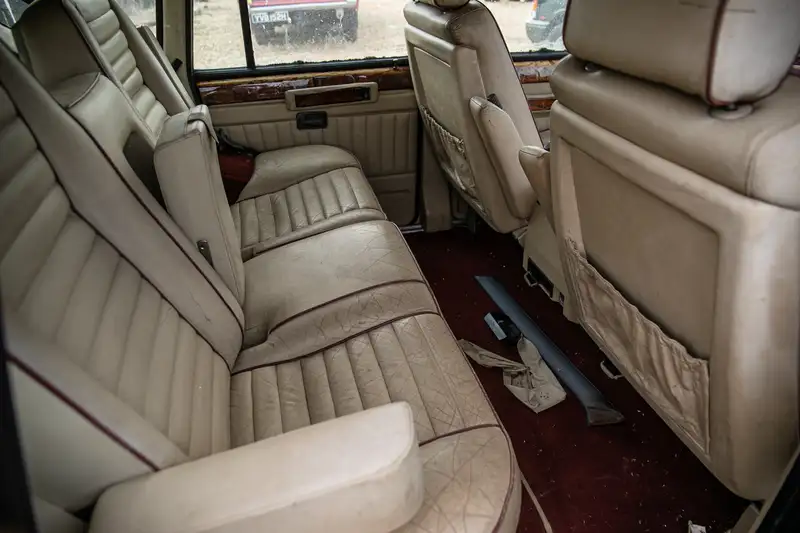 1987 Range Rover EFi Auto Wood & Pickett-Sold