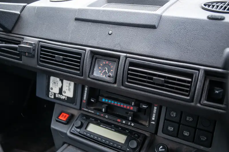 1987 Range Rover 5-Litre Manual-Sold