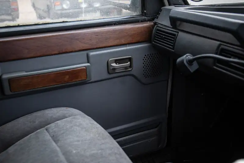 1987 Range Rover 5-Litre Manual-Sold