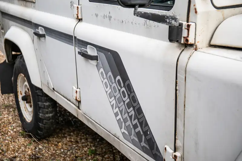 1989 Land Rover Defender 110 V8-Sold