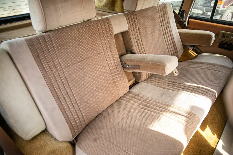 1985 Range Rover EFi Auto-Sold