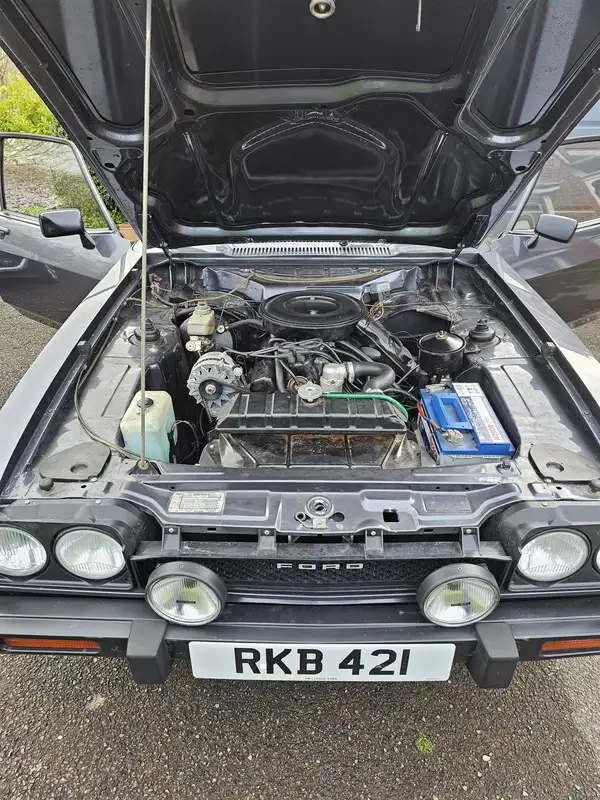 1986 Ford Capri Laser (Fitted with a 3.0 litre Essex engine)-For Sale