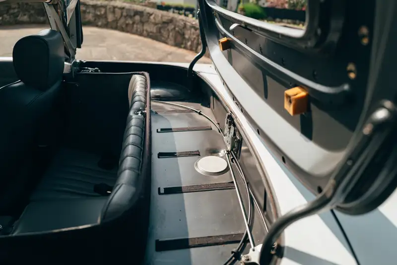 1987 Mercedes-Benz 500SL (R107)-Sold