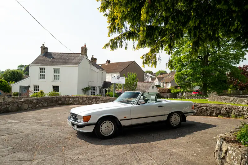 1987 Mercedes-Benz 500SL (R107)-Sold