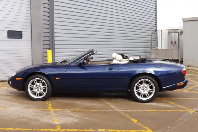2001 Jaguar XK8 Convertible (X100)-Sold