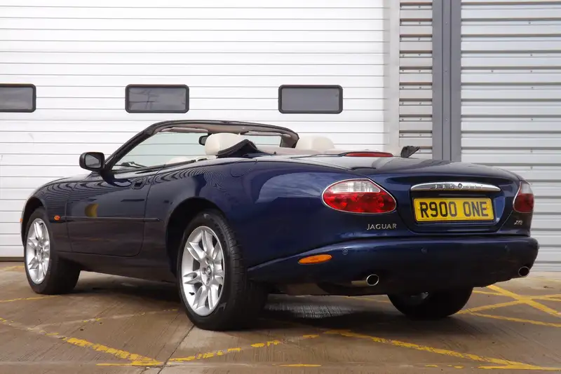 2001 Jaguar XK8 Convertible (X100)-Sold