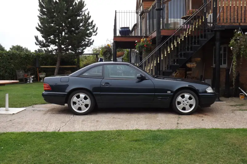 1999 Mercedes-Benz SL320 (R129)-Sold